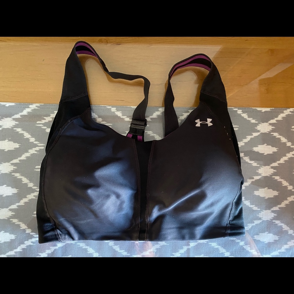 Underarmour sports bra